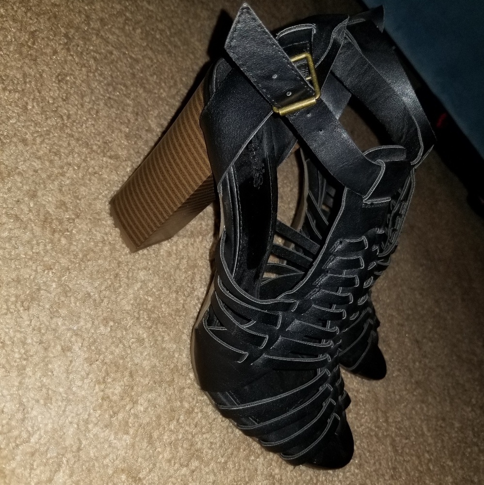 Black Sandals